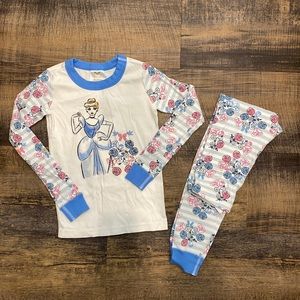 Like New Hanna Anderson Disney organic pjs